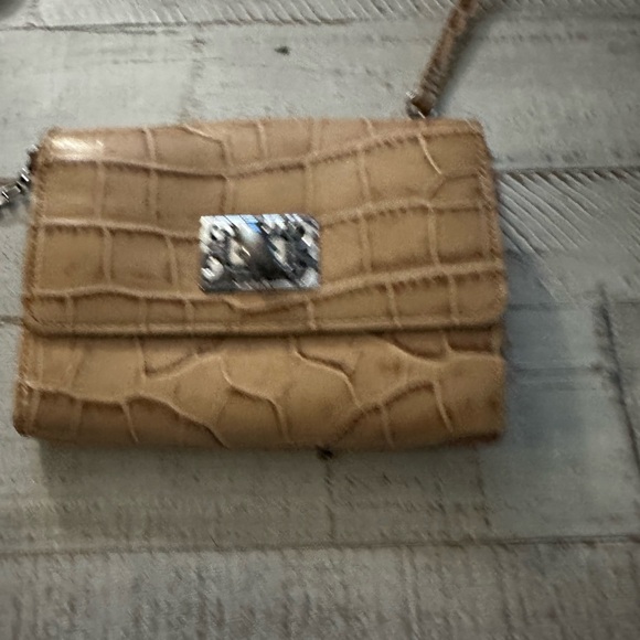 Crocodile Pattern Tan Crossbody Bag - Picture 3 of 11
